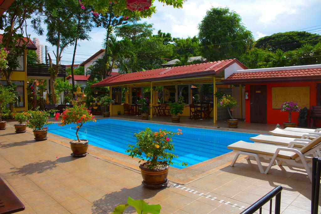 Hotel Baan Norway Jomtien Exterior foto